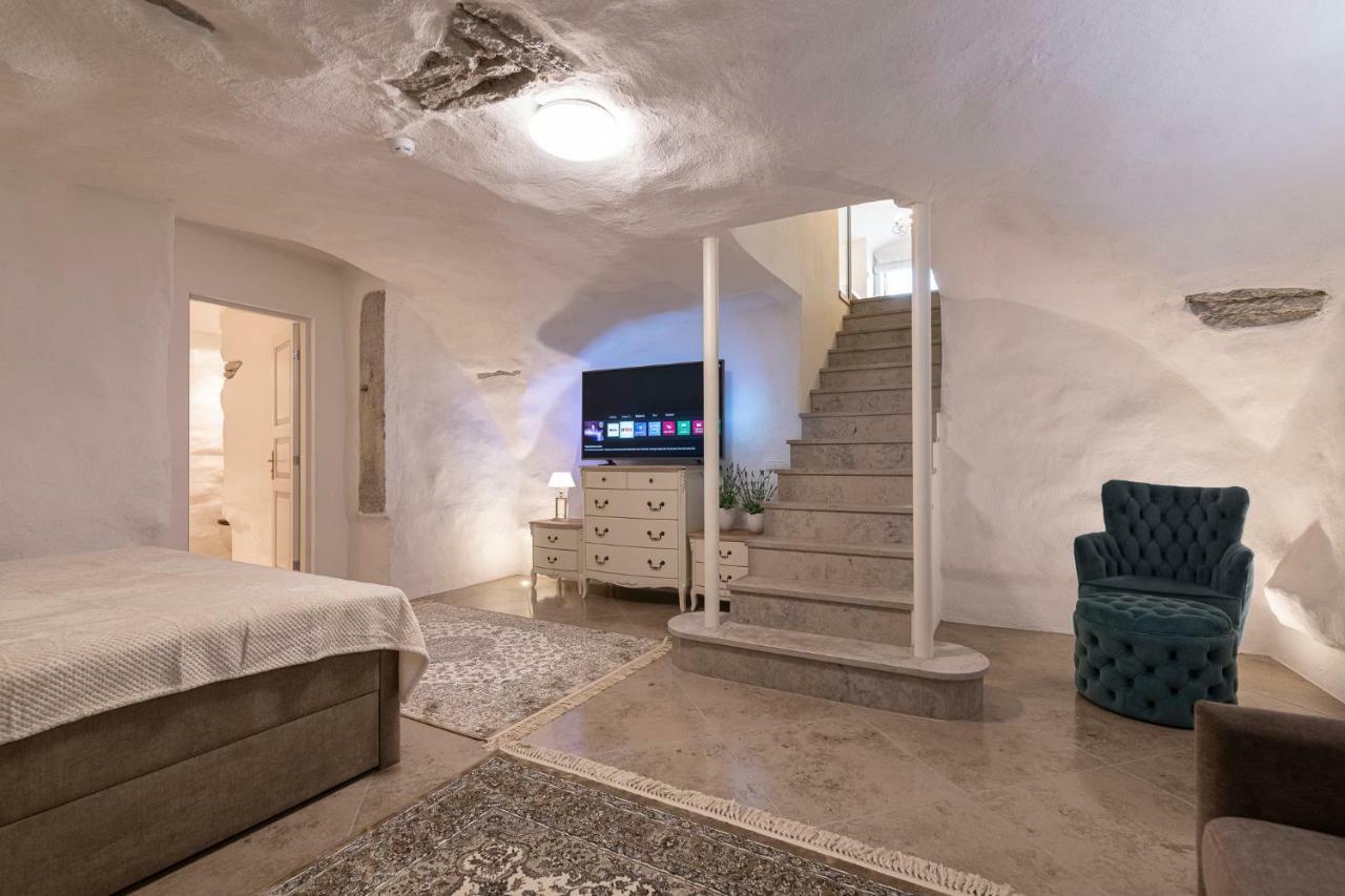 Tallinn Housing 2 Bdr 2 Bathroom With Sauna At Carl Engel Luxury House 외부 사진